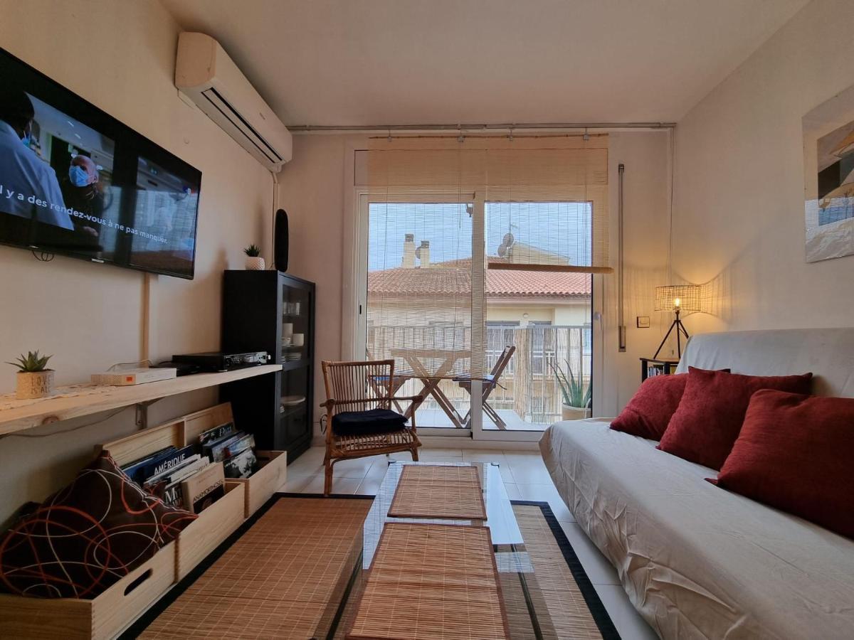 Lovely One Bedroom With Balcony Ρόζες Εξωτερικό φωτογραφία